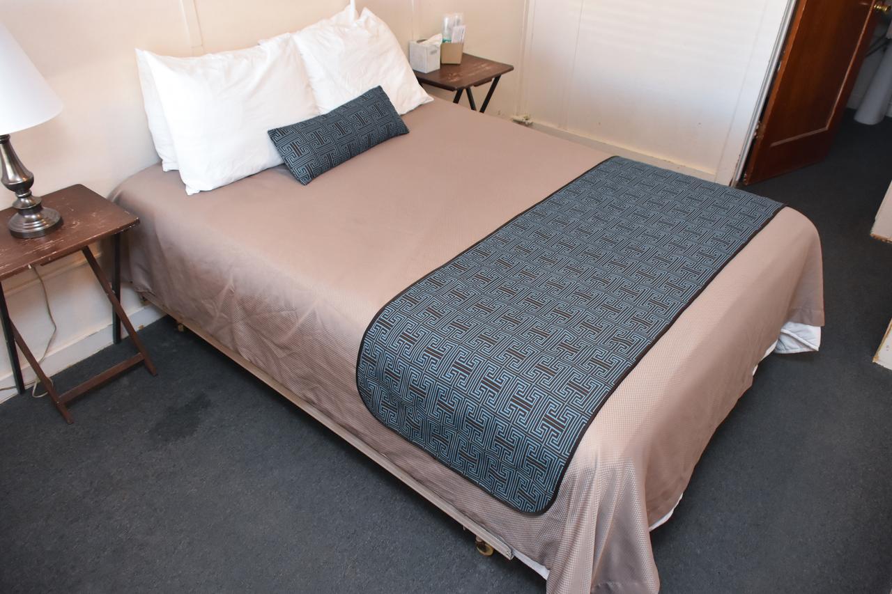 Panamint Springs Motel & Tents ภายนอก รูปภาพ