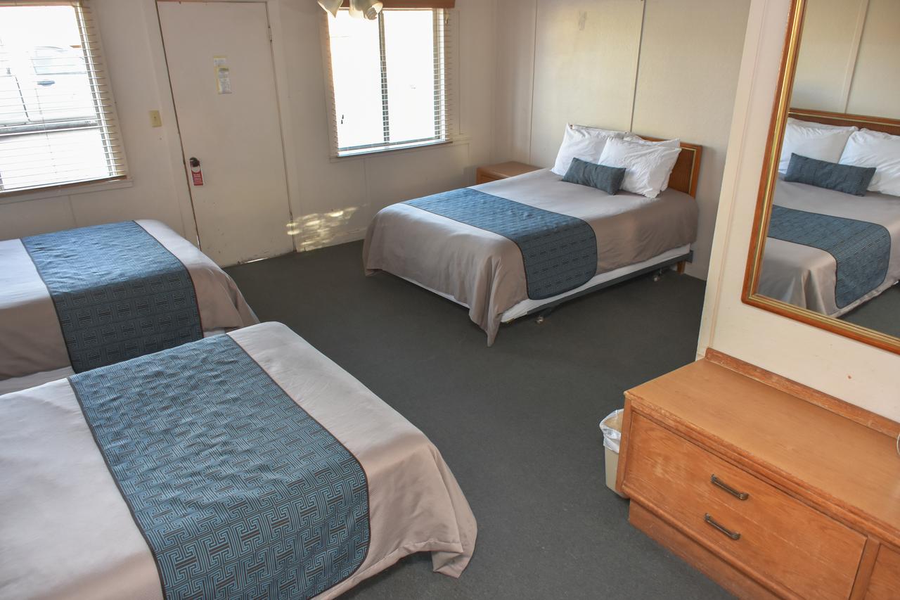 Panamint Springs Motel & Tents ภายนอก รูปภาพ